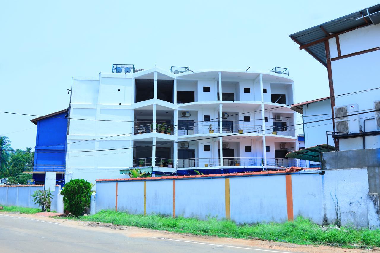 Hotel Nelly Vavuniya Exterior foto