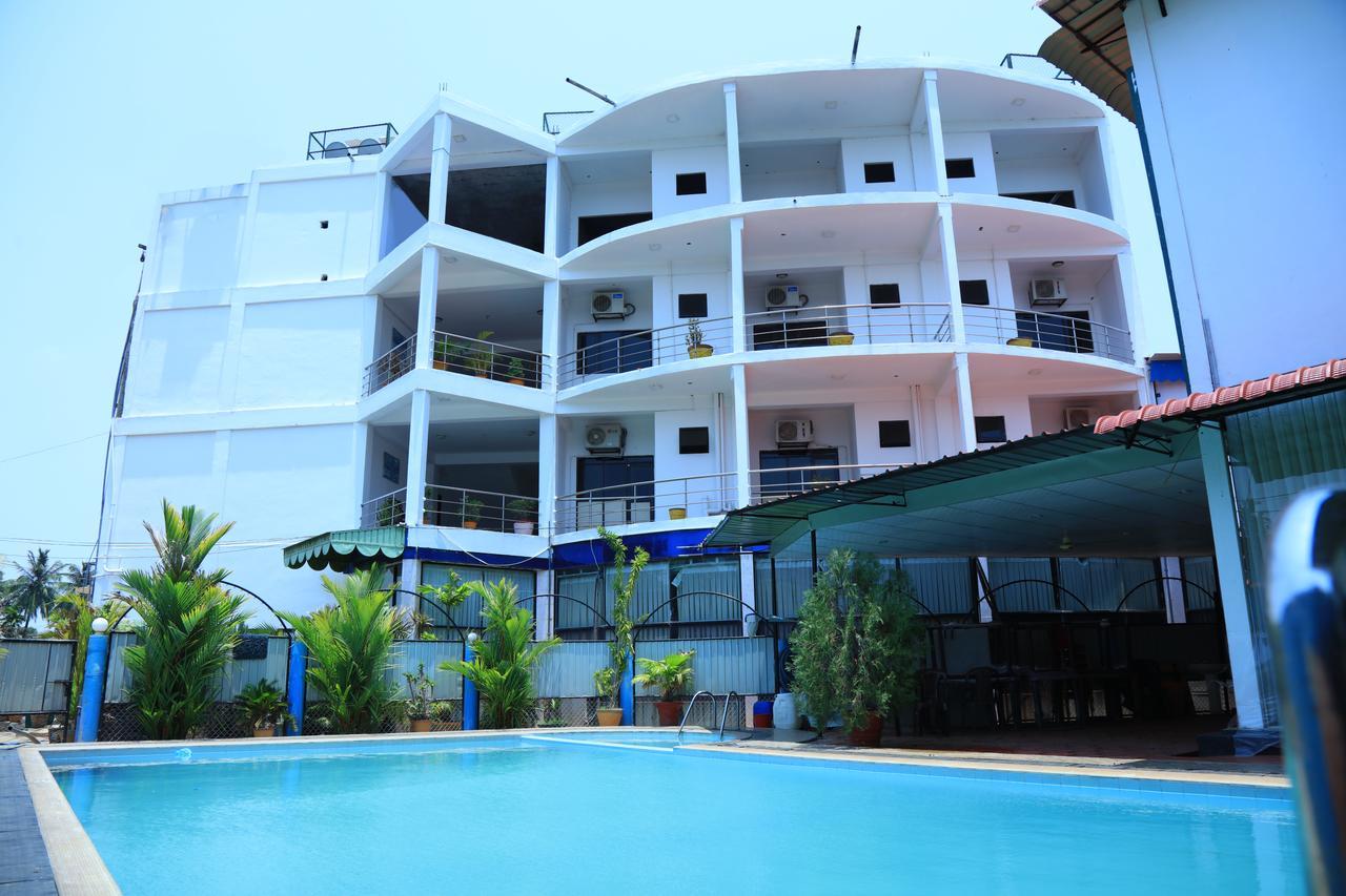 Hotel Nelly Vavuniya Exterior foto
